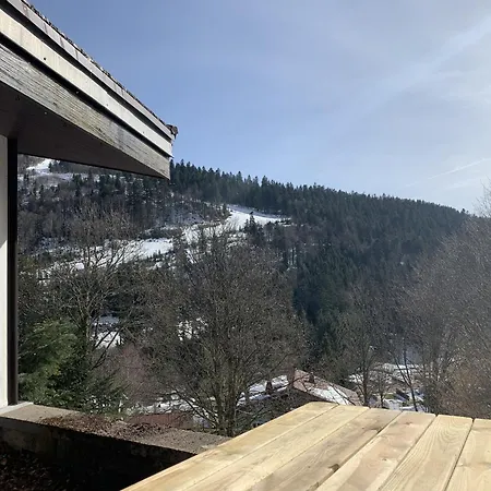 Atypique Chalet De Belle Hutte Σαλέ *
